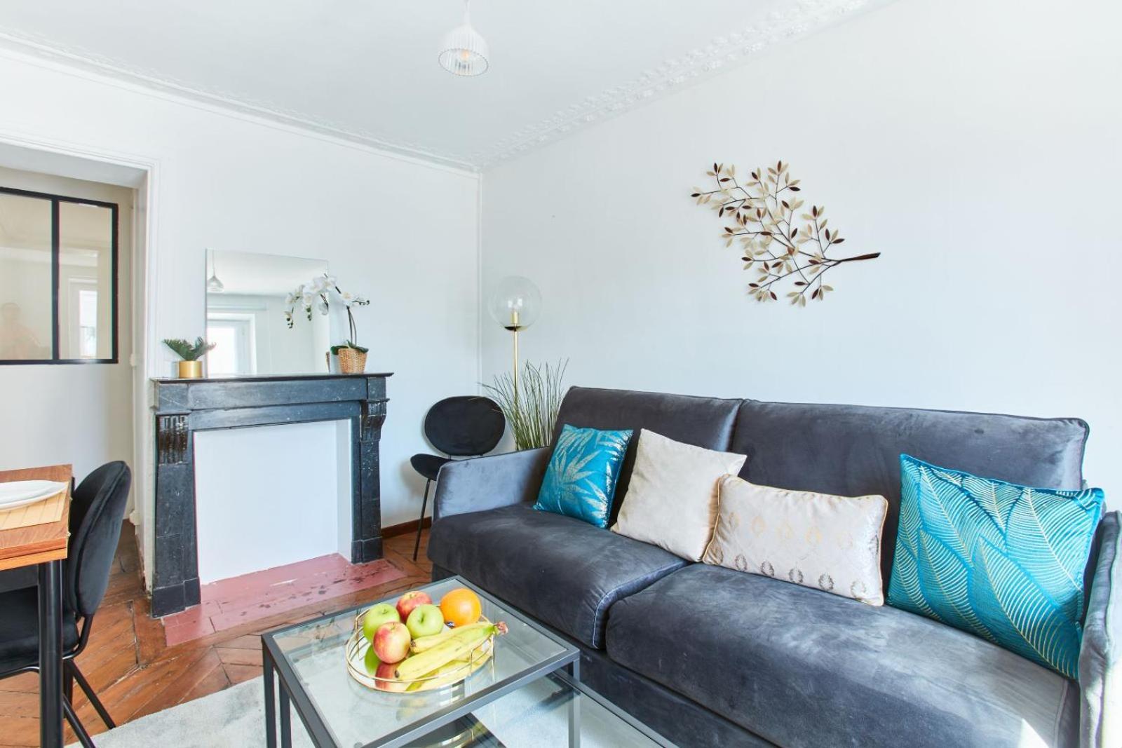 Апартаменты Cosy Montmartre 2Br Париж Экстерьер фото
